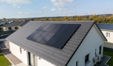Pose de panneaux solaires à bourg